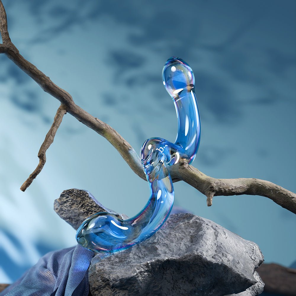 Biird x Wicul OhWii Double-Ended Glass Dildo for G-Spot & P-Spot - Image 5