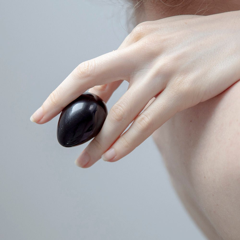 Chakrubs Xaga Yoni Egg Obsidian (non-drilled) - Image 4